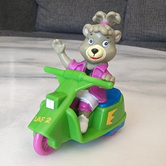 Vintage 1991 Cindy Bear Scooter - Picture 1 of 5